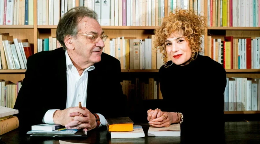 Qui est le mari de Abnousse Shalmani ?