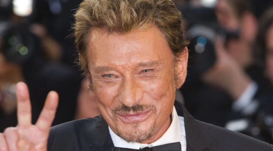 Taille Johnny Hallyday