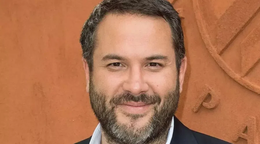 Bruce Toussaint Taille