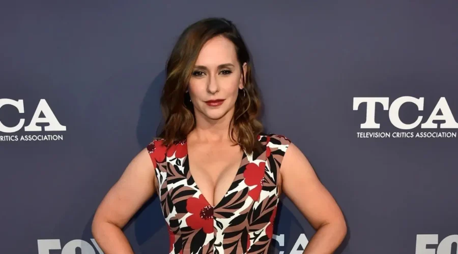 Morphologie Jennifer Love Hewitt