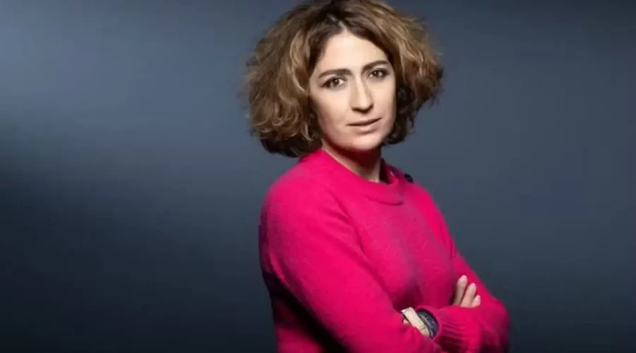 Isabelle Saporta Ex Mari